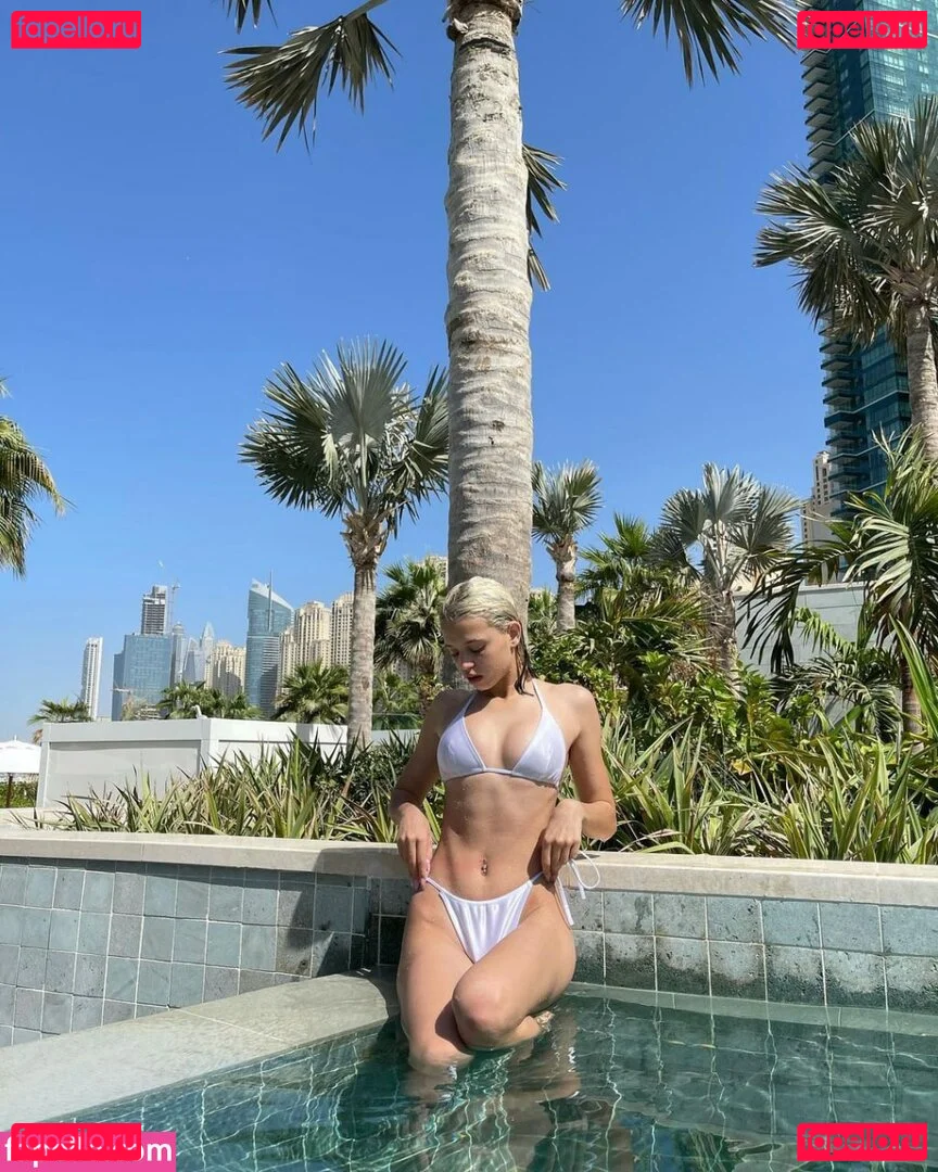 Julia G Onlyfans Photo Gallery 