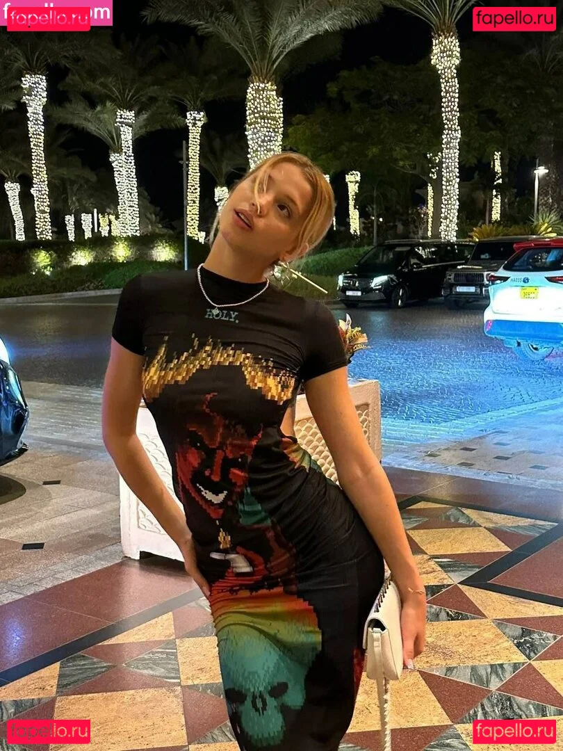 Julia G Onlyfans Photo Gallery 