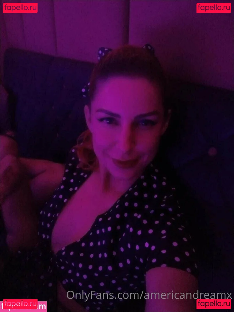 arielrhoades Onlyfans Photo Gallery 