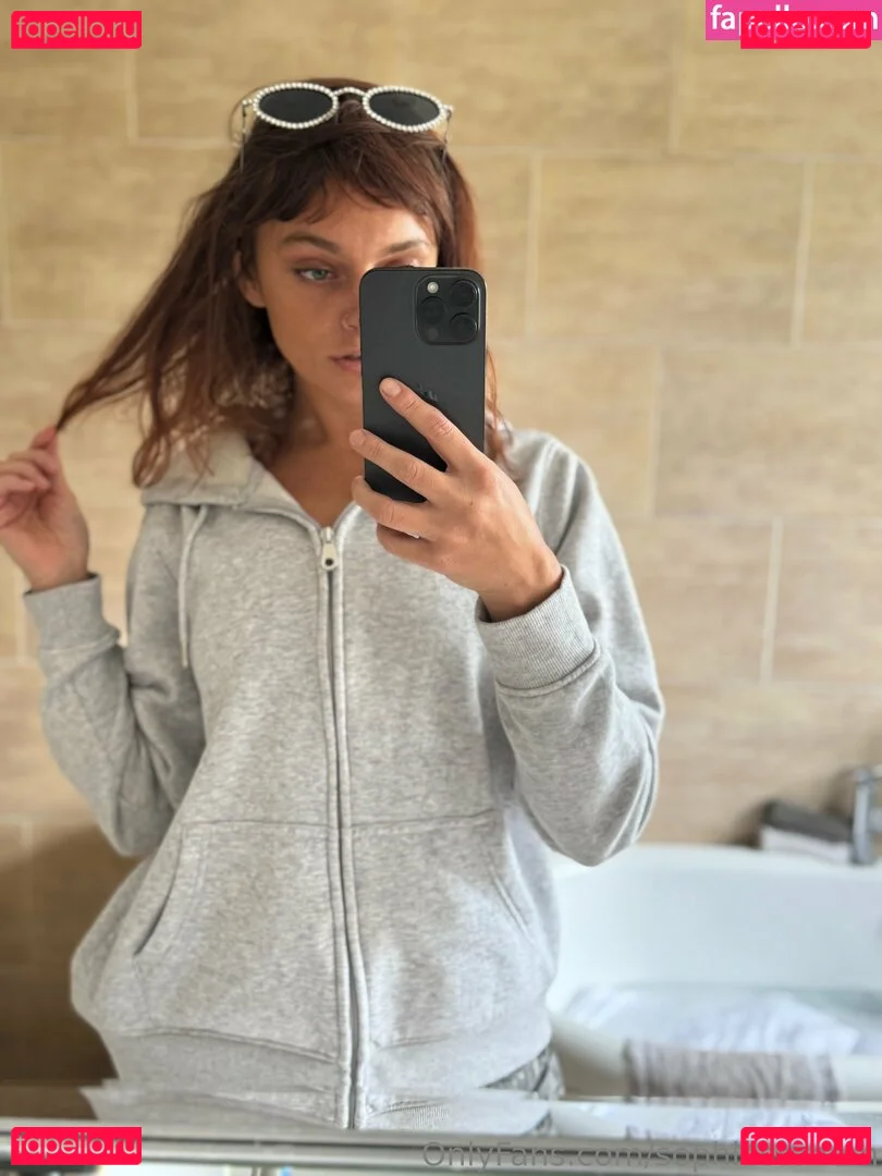 Sophiestonem Onlyfans Photo Gallery 