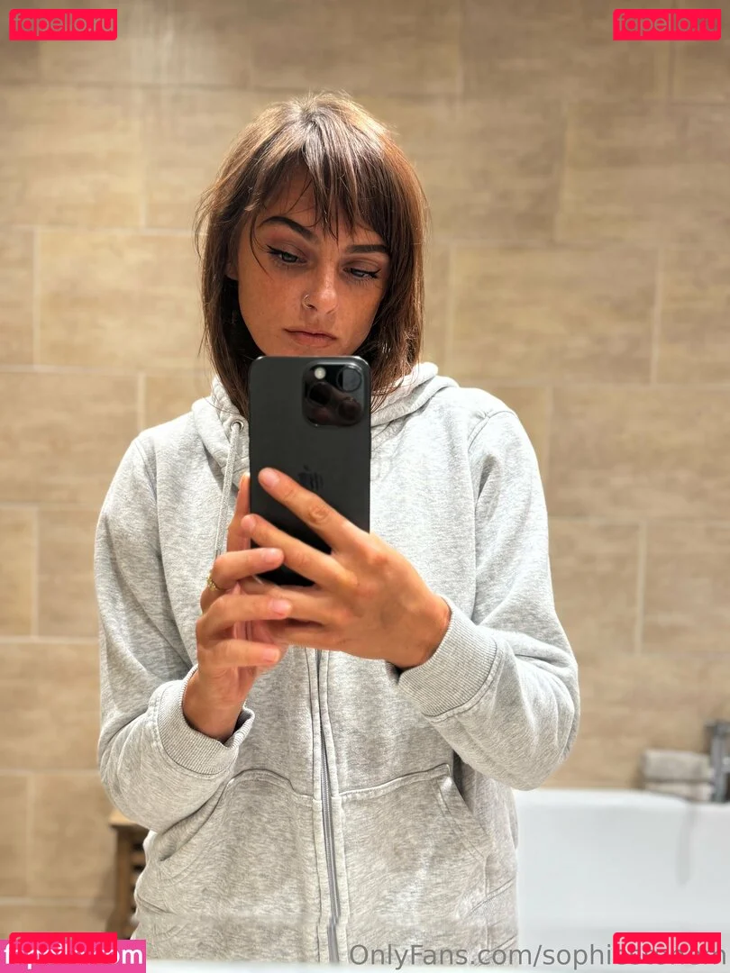 Sophiestonem Onlyfans Photo Gallery 