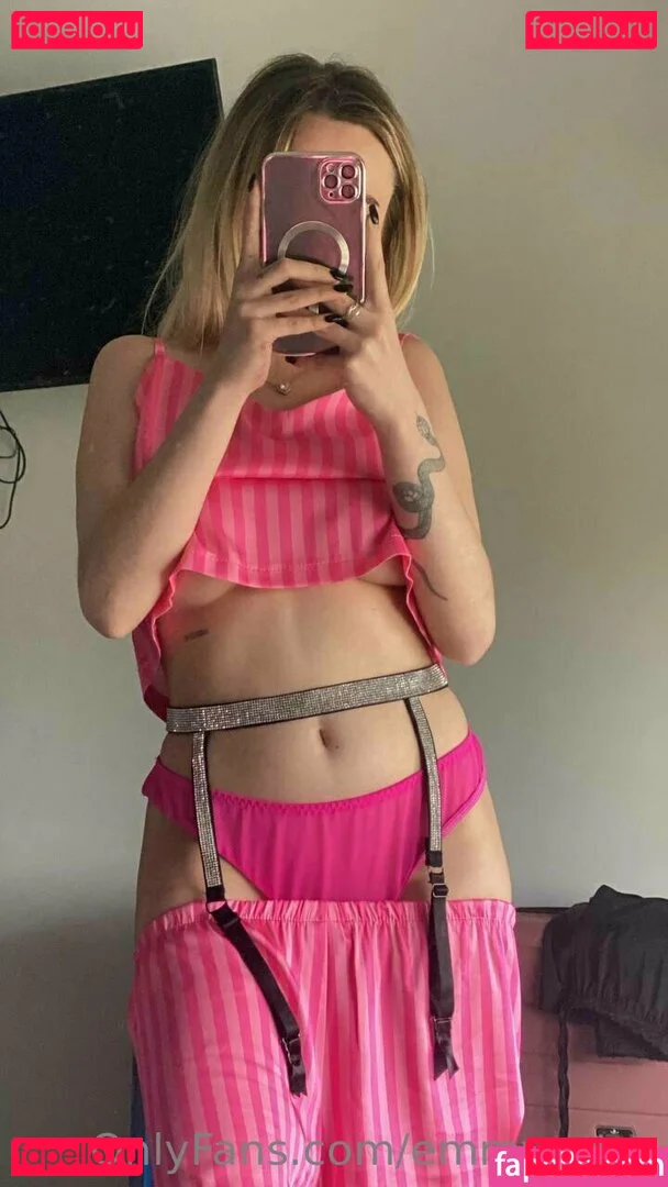 monikastray Onlyfans Photo Gallery 