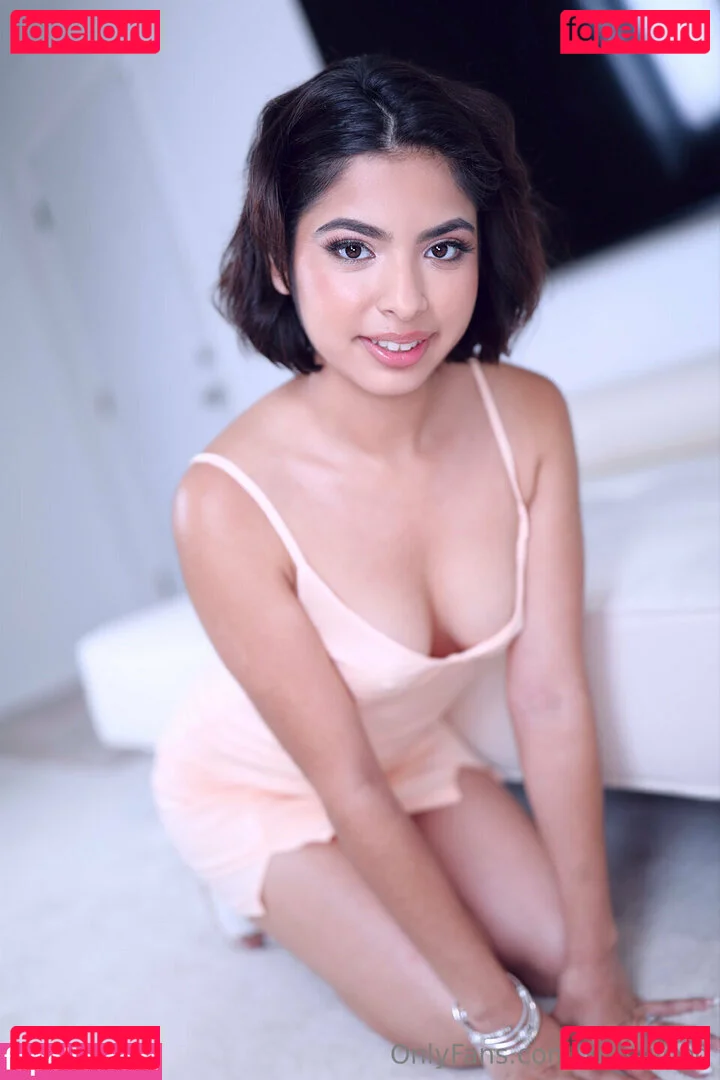 Hazel Heart Onlyfans Photo Gallery 