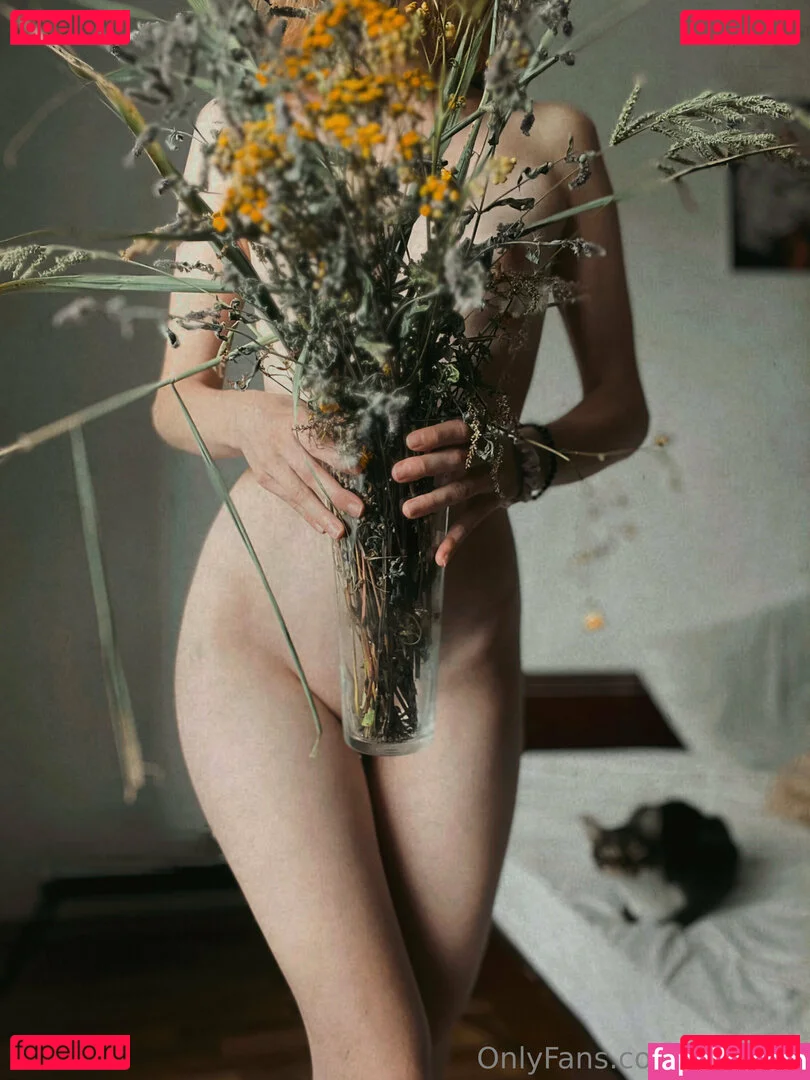 scrtwpn Onlyfans Photo Gallery 