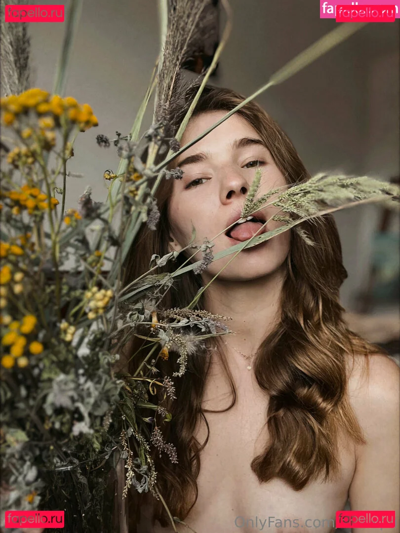 scrtwpn Onlyfans Photo Gallery 