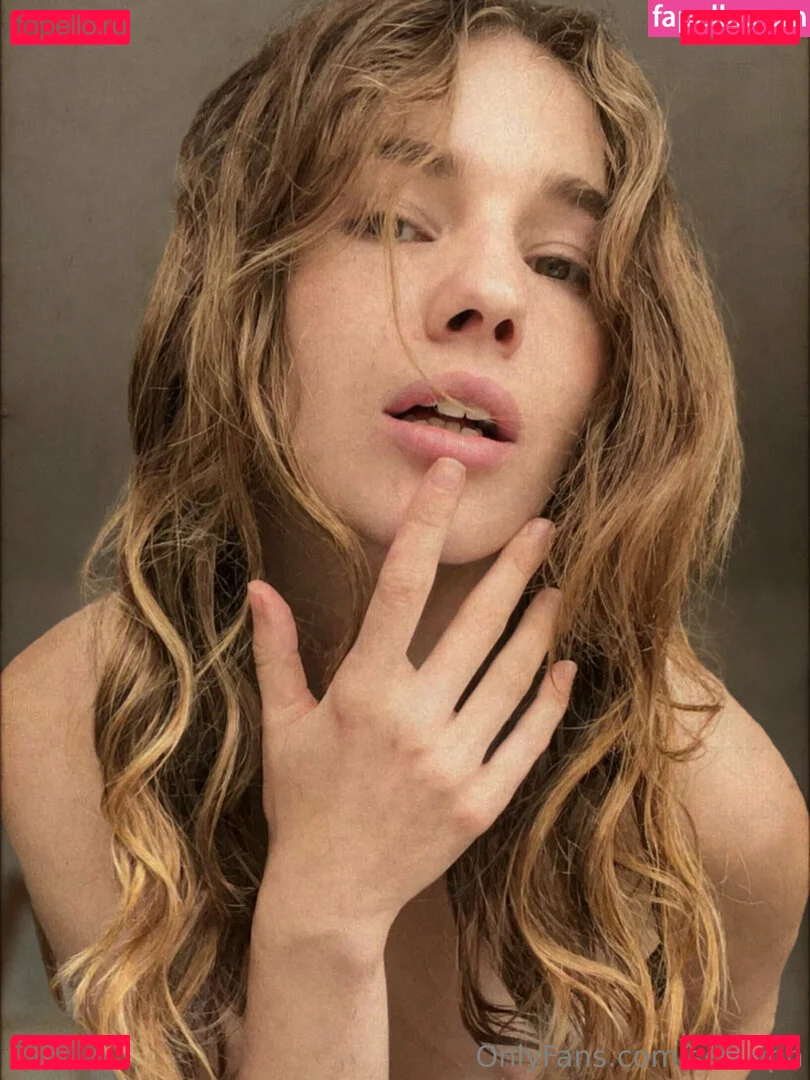 scrtwpn Onlyfans Photo Gallery 