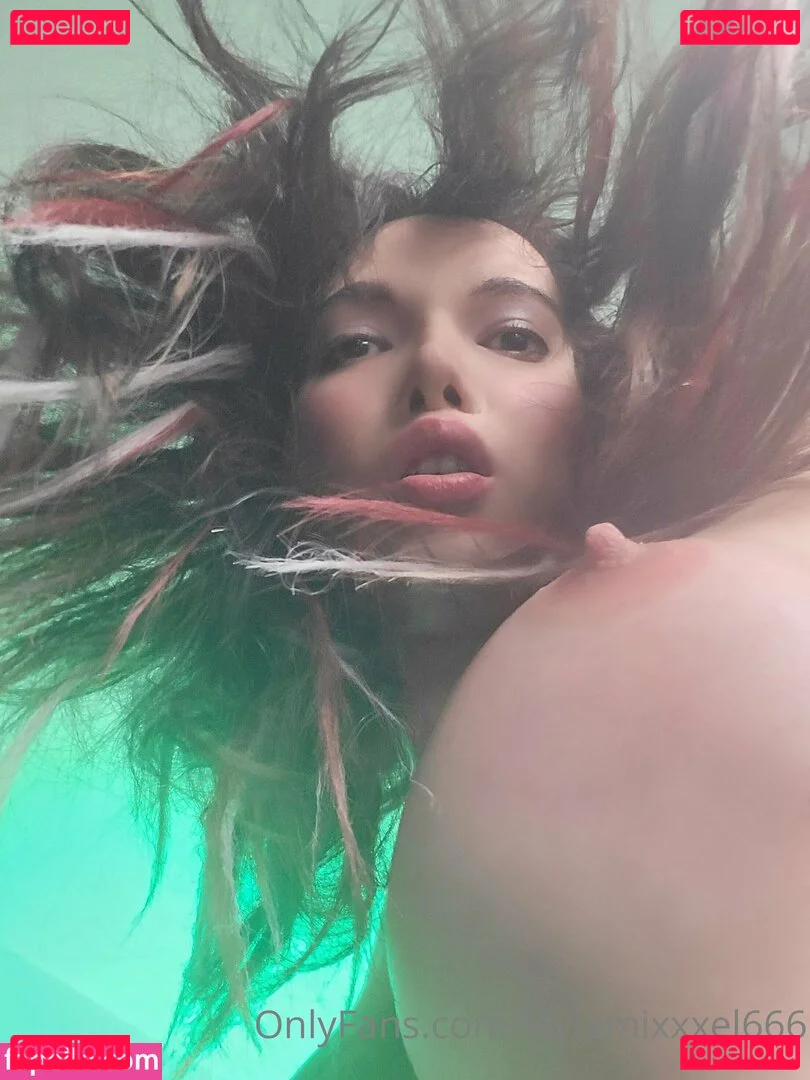 Laytar Onlyfans Photo Gallery 