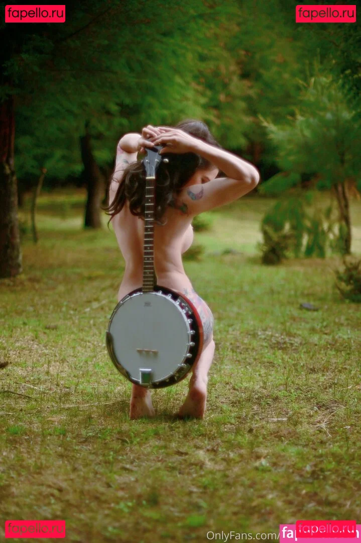 Laytar Onlyfans Photo Gallery 