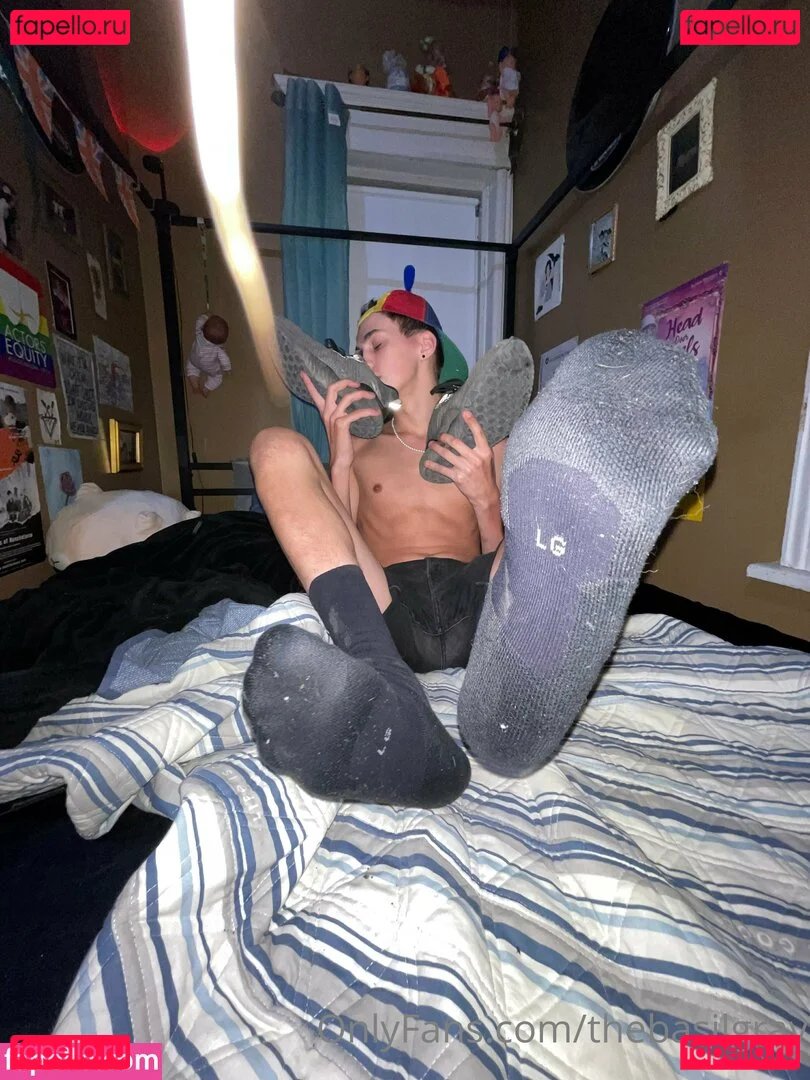 basilgray Onlyfans Photo Gallery 