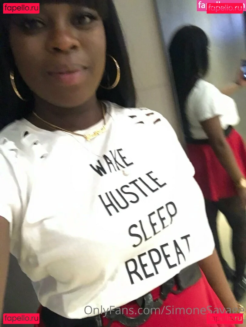 simonesavage Onlyfans Photo Gallery 