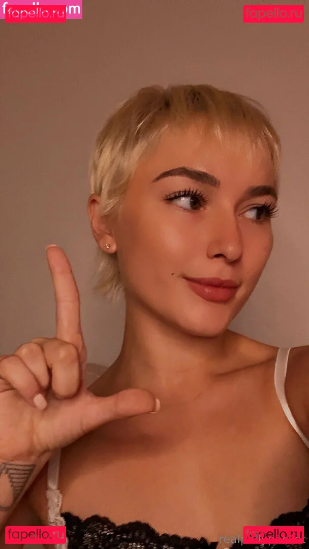 realpollypocket Onlyfans Photo Gallery 