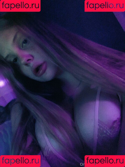 mrs_utkins Onlyfans Photo Gallery 