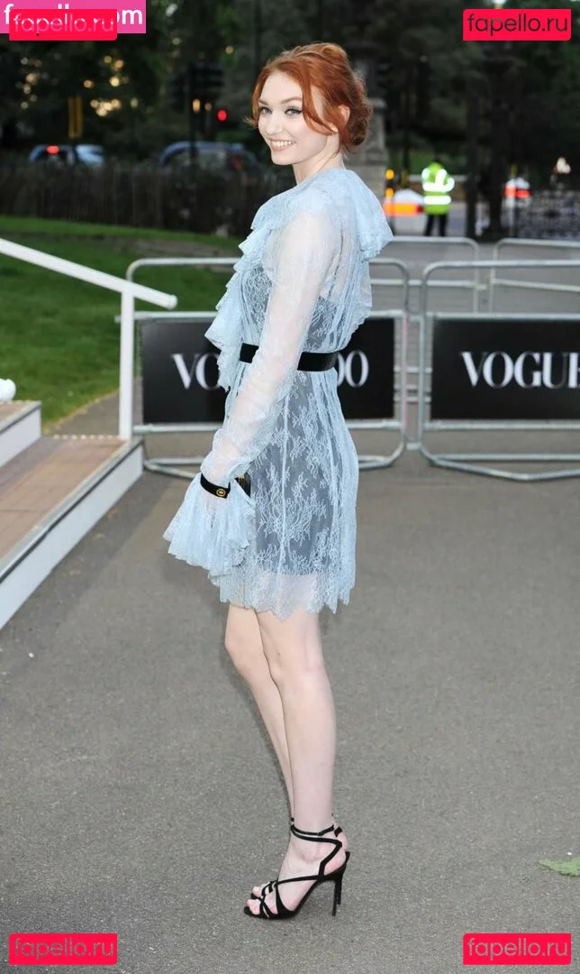 Eleanor Tomlinson Onlyfans Photo Gallery 