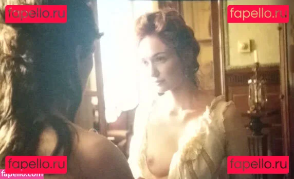 Eleanor Tomlinson Onlyfans Photo Gallery 
