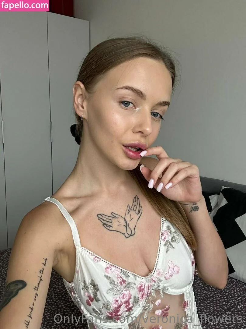 veronica_flowers Onlyfans Photo Gallery 