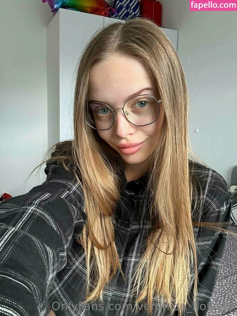 veronica_flowers Onlyfans Photo Gallery 