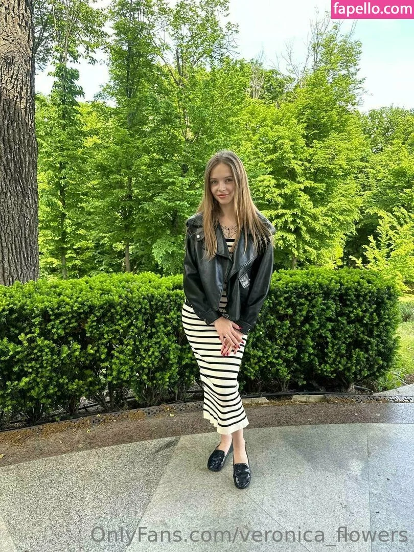 veronica_flowers Onlyfans Photo Gallery 