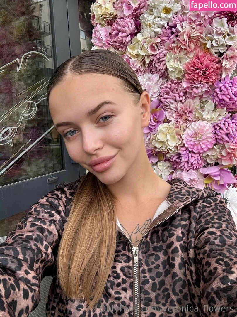 veronica_flowers Onlyfans Photo Gallery 