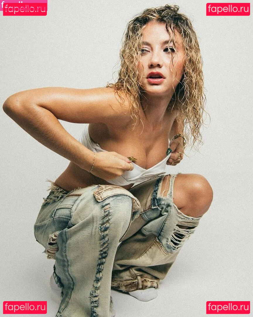 Vaea Brazier Onlyfans Photo Gallery 