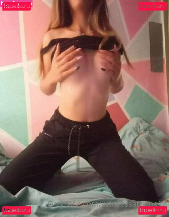 princessathena12 Onlyfans Photo Gallery 
