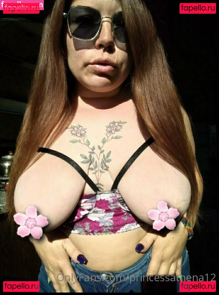 princessathena12 Onlyfans Photo Gallery 