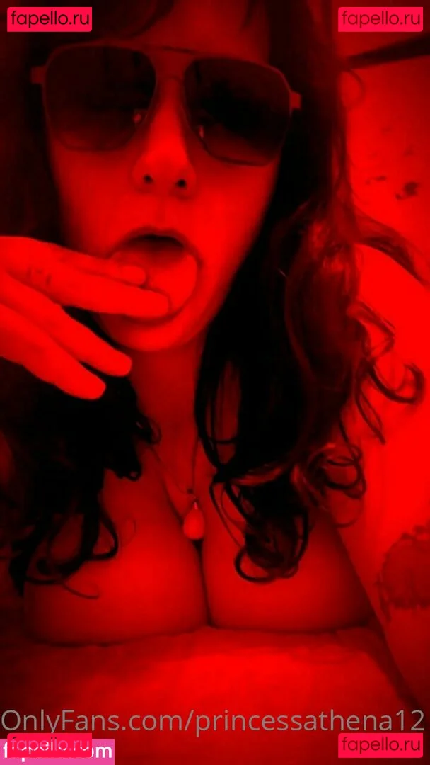 princessathena12 Onlyfans Photo Gallery 