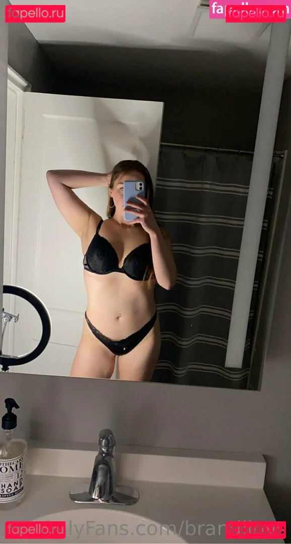 brandiluvs Onlyfans Photo Gallery 