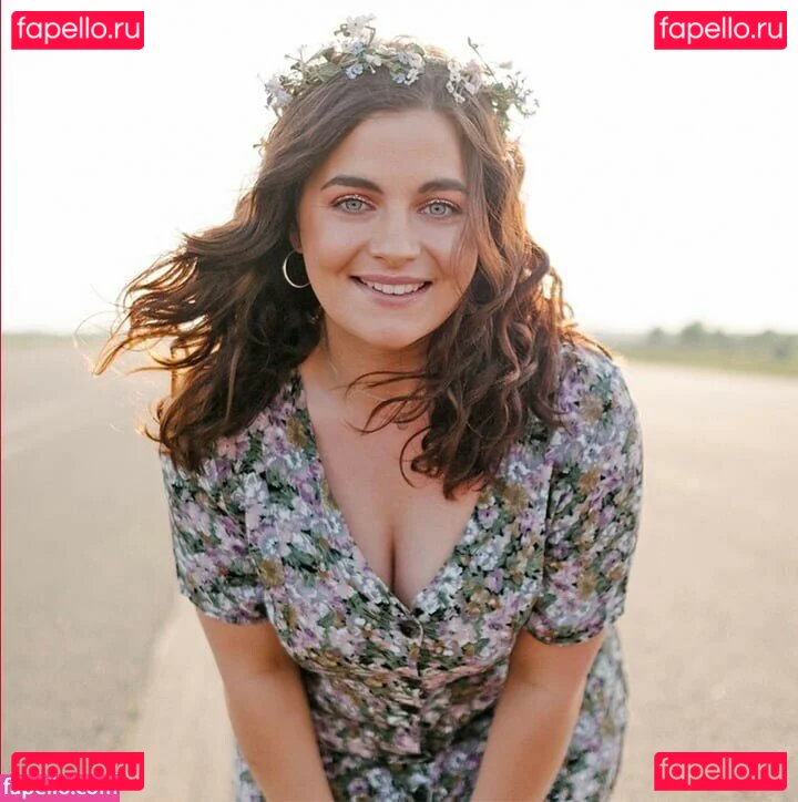 romisu Onlyfans Photo Gallery 