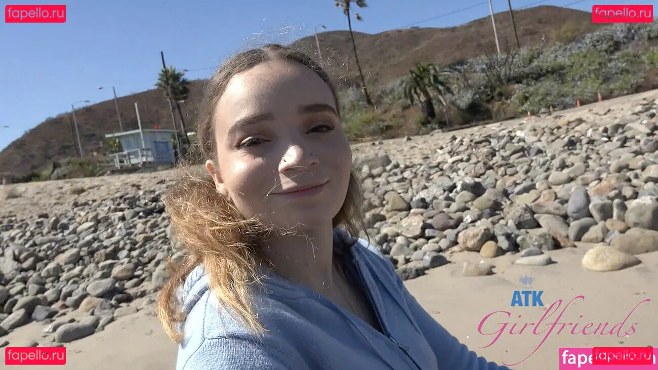 tinyselina Onlyfans Photo Gallery 