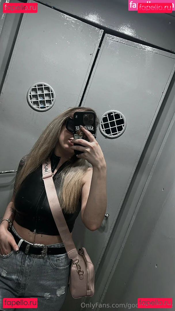 goddess-blaze Onlyfans Photo Gallery 