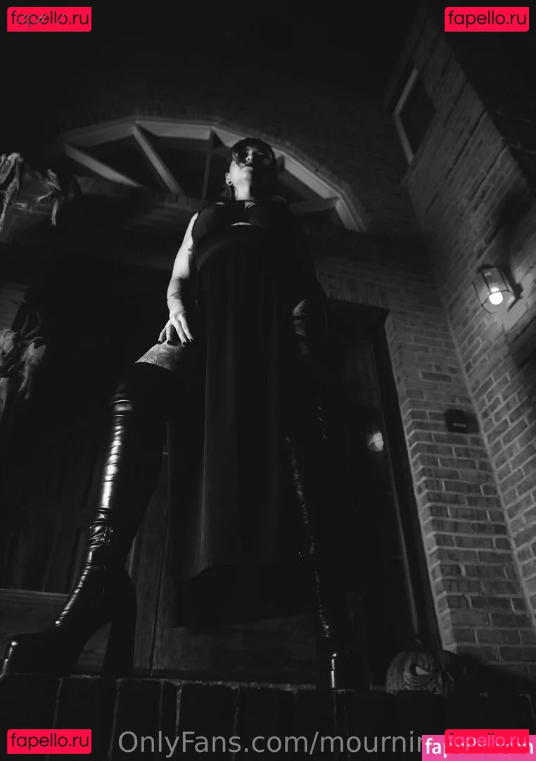 mourning_glory Onlyfans Photo Gallery 