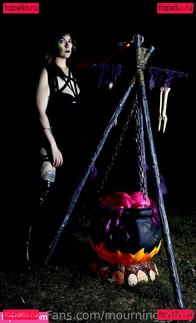 mourning_glory Onlyfans Photo Gallery 