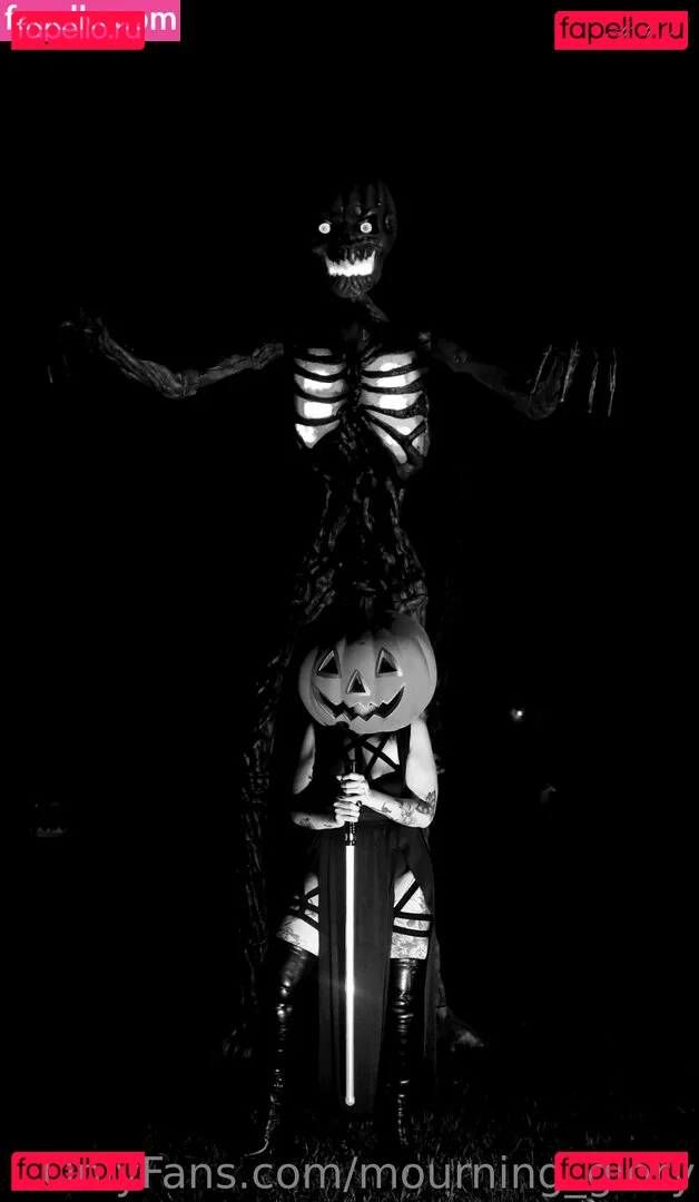 mourning_glory Onlyfans Photo Gallery 