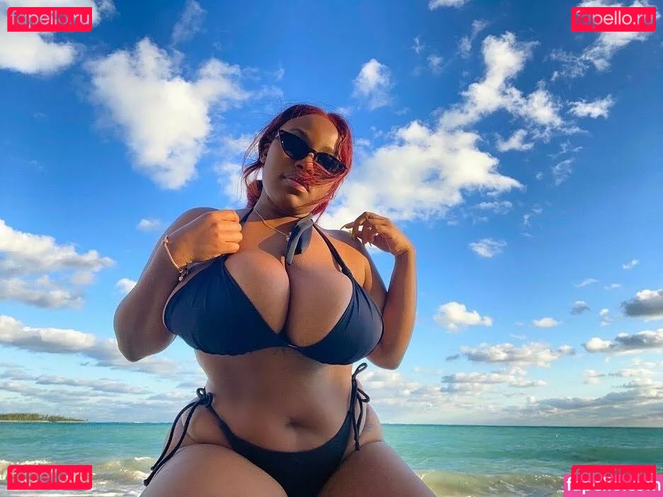 msolurin Onlyfans Photo Gallery 