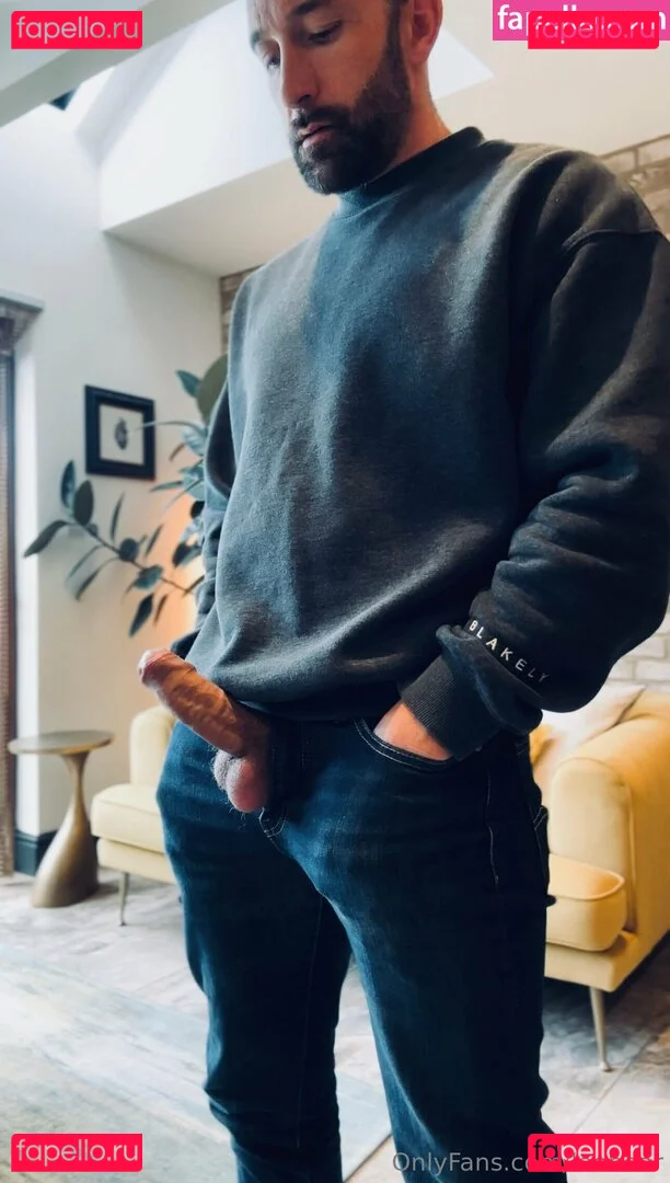 leobear Onlyfans Photo Gallery 