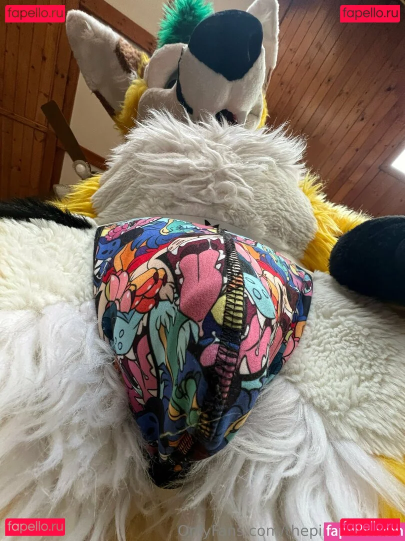 thepineapplefox Onlyfans Photo Gallery 