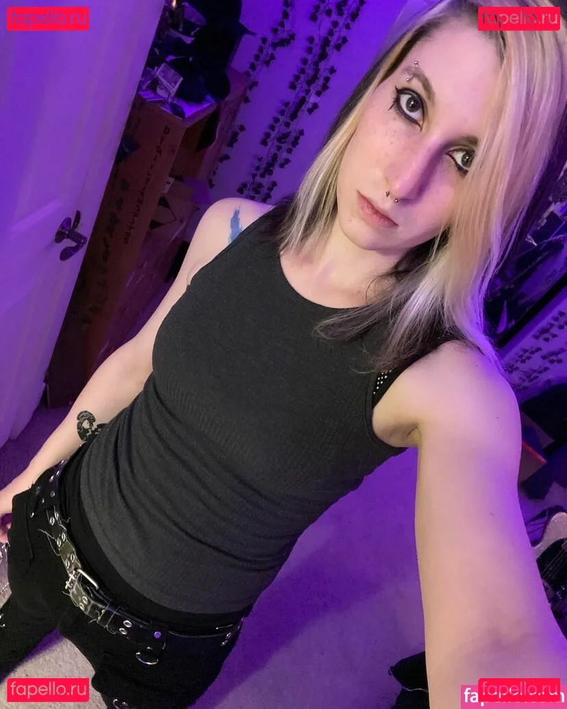 Devi Dionne Onlyfans Photo Gallery 