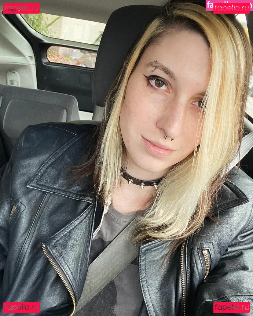 Devi Dionne Onlyfans Photo Gallery 