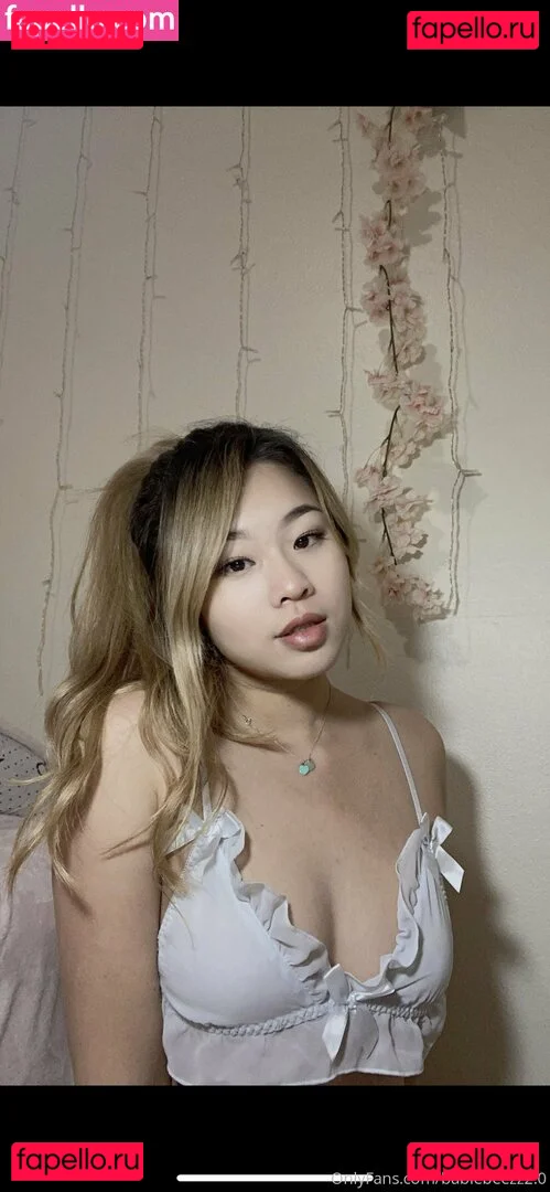 babiebeezz2.0 Onlyfans Photo Gallery 