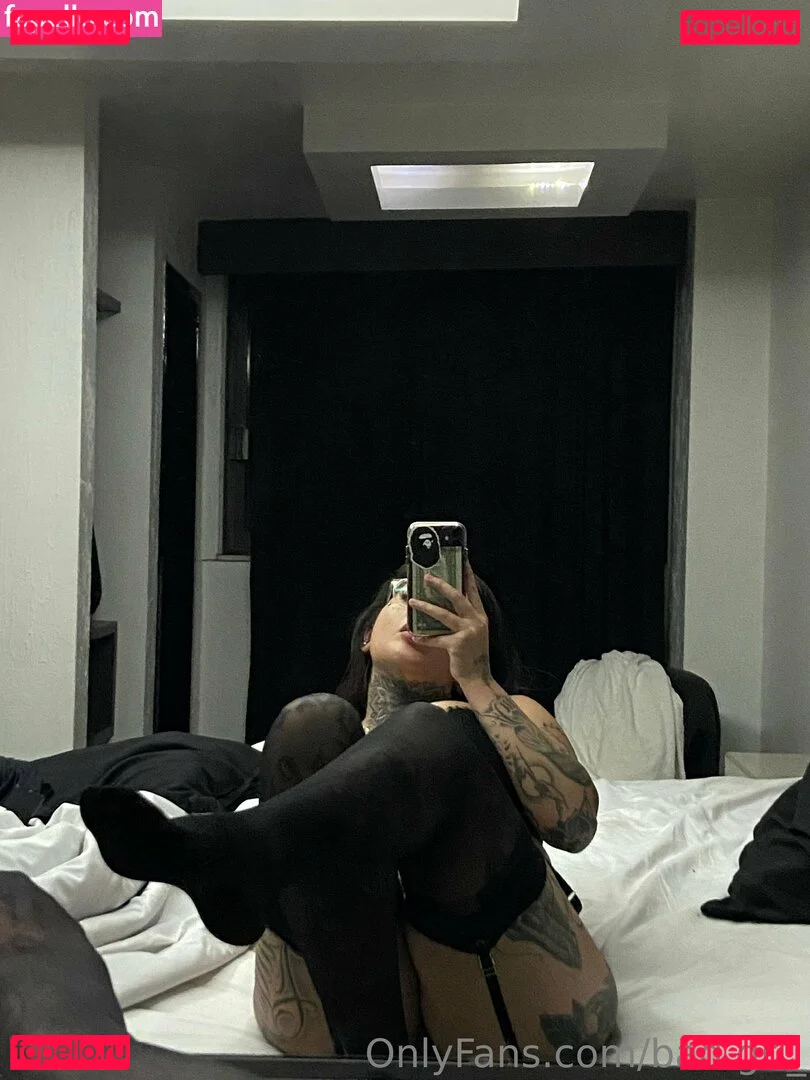 bad.grl_ Onlyfans Photo Gallery 