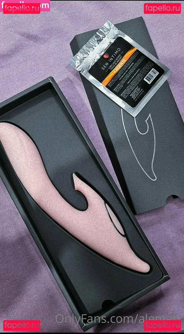 alemarr Onlyfans Photo Gallery 