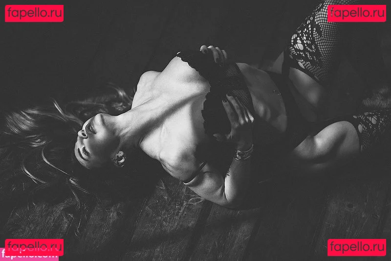 Eva Evk Onlyfans Photo Gallery 