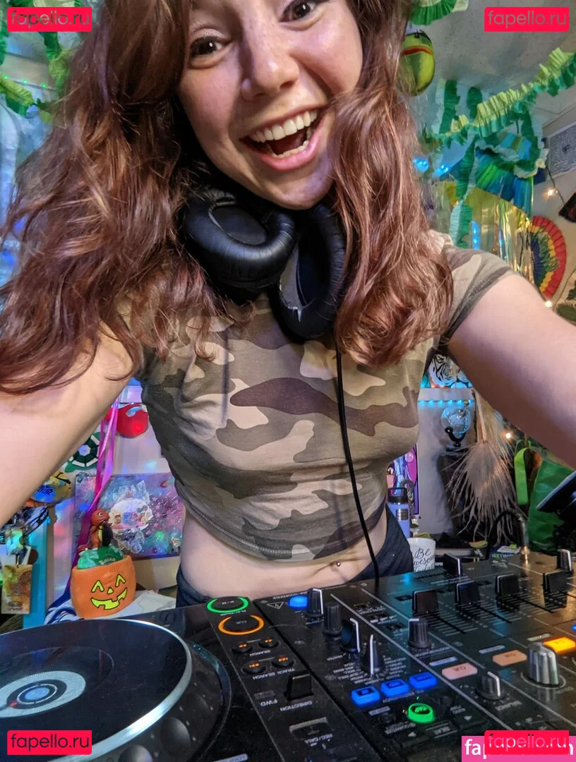 Thugshells Onlyfans Photo Gallery 