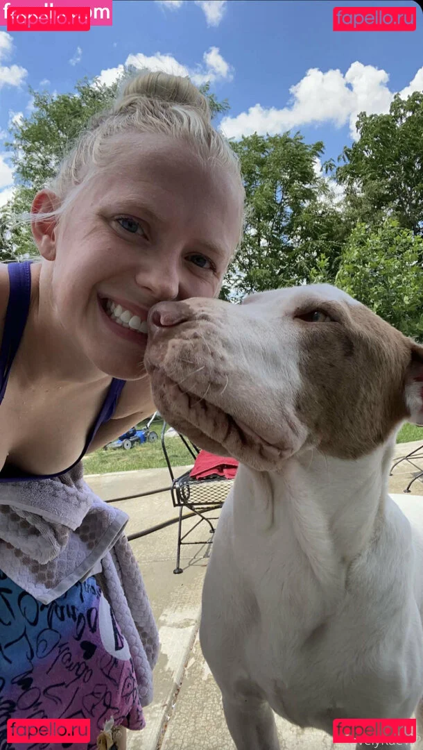 LovelyRaeVIP Onlyfans Photo Gallery 