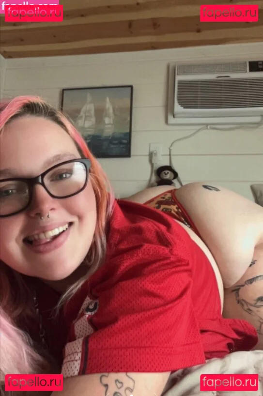 Swallowed Onlyfans Photo Gallery 