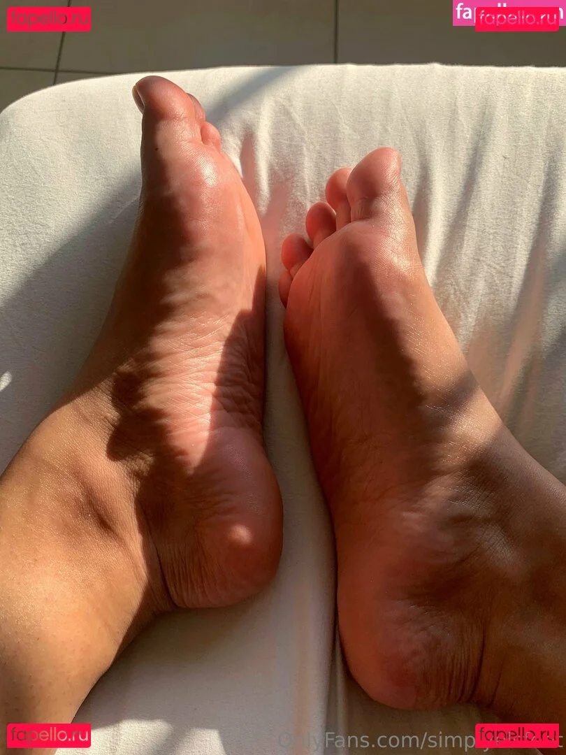 Simplyelsfeet Onlyfans Photo Gallery 