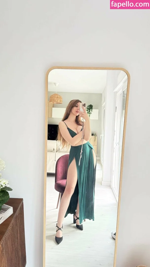 Zeling Onlyfans Photo Gallery 