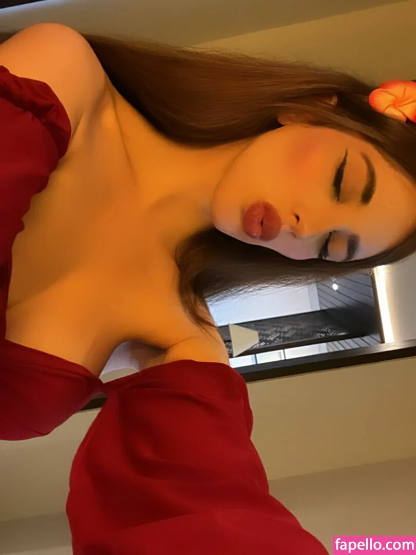 Zeling Onlyfans Photo Gallery 