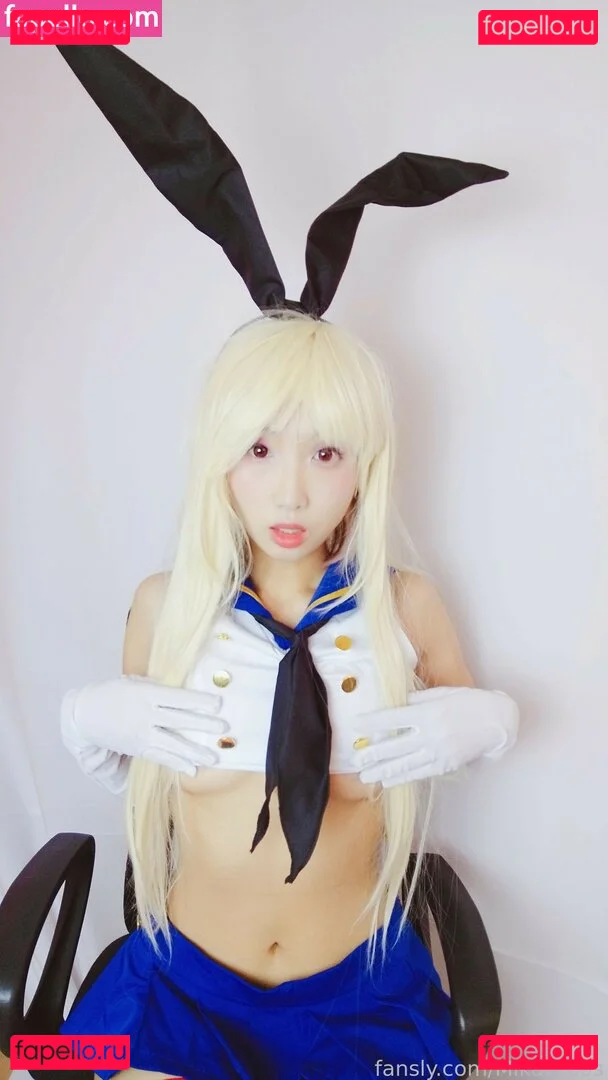 MikanCos Onlyfans Photo Gallery 