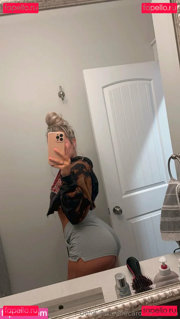 carolinecolston Onlyfans Photo Gallery 